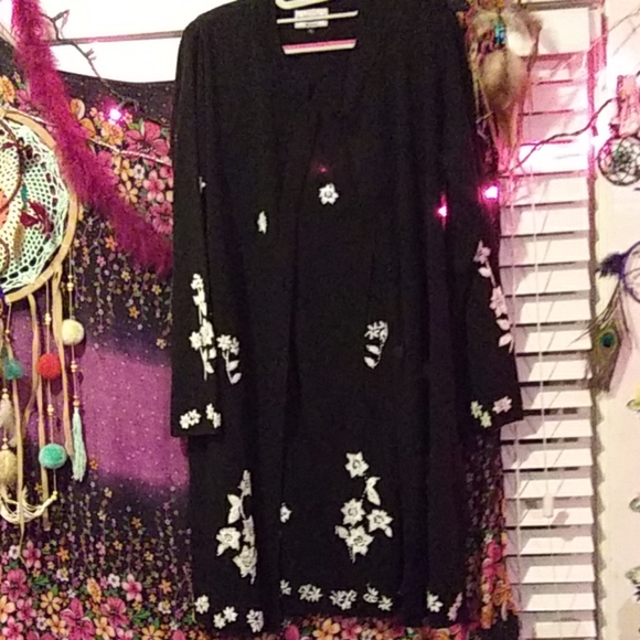 Designer Thom Smith--hand sewn cardigan - Picture 2 of 7